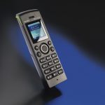 DECT 33 IP - Handteil, mit Hintergrund